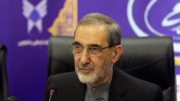 شایعه عجیب درباره علی اکبر ولایتی / او در دفترکارش چه می کرد؟!