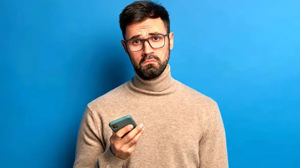 نحوه برخورد با کامنت‌های منفی و مزاحم در شبکه‌های اجتماعی