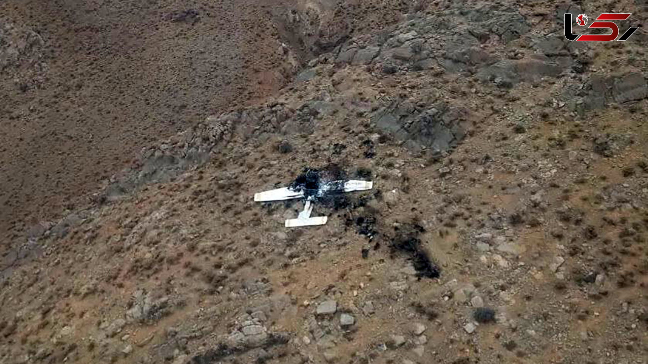 فیلم انتقال پیکر 2 خلبان و دانشجوی خلبان آموزش به پایین کوه / در سقوطط هواپیما جان باختند