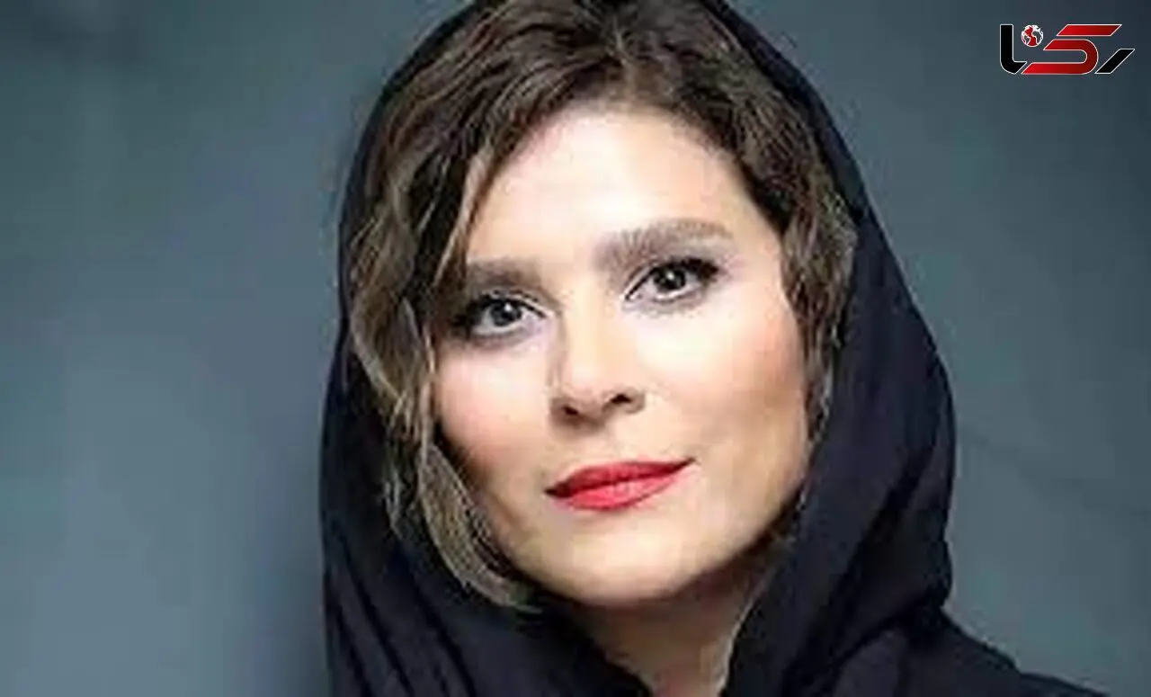 سحر دولتشاهی در کنار پدر و مادرش