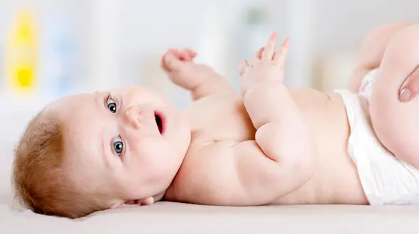 تغذیه با شیر مادر تا کی؟