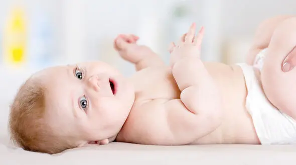 تغذیه با شیر مادر تا کی؟