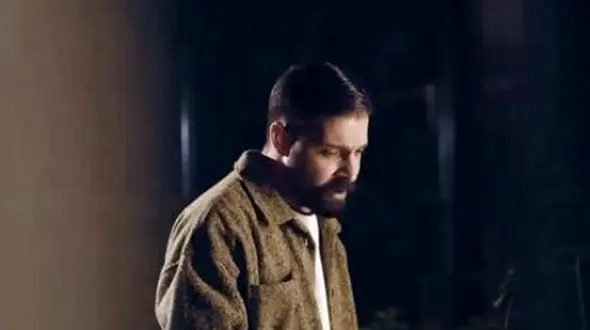 دانلود آهنگ باشکوه حمید هیراد به نام یادش بخیر/ چقد میگفتم این یکی با بقیه فرق داره...