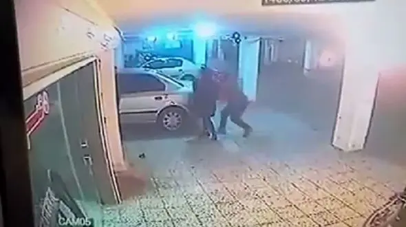 فیلم فجیع قتل زن خیانتکار در بابلسر  / مرد غیرتی به مرد هوسران هم رحم نکرد