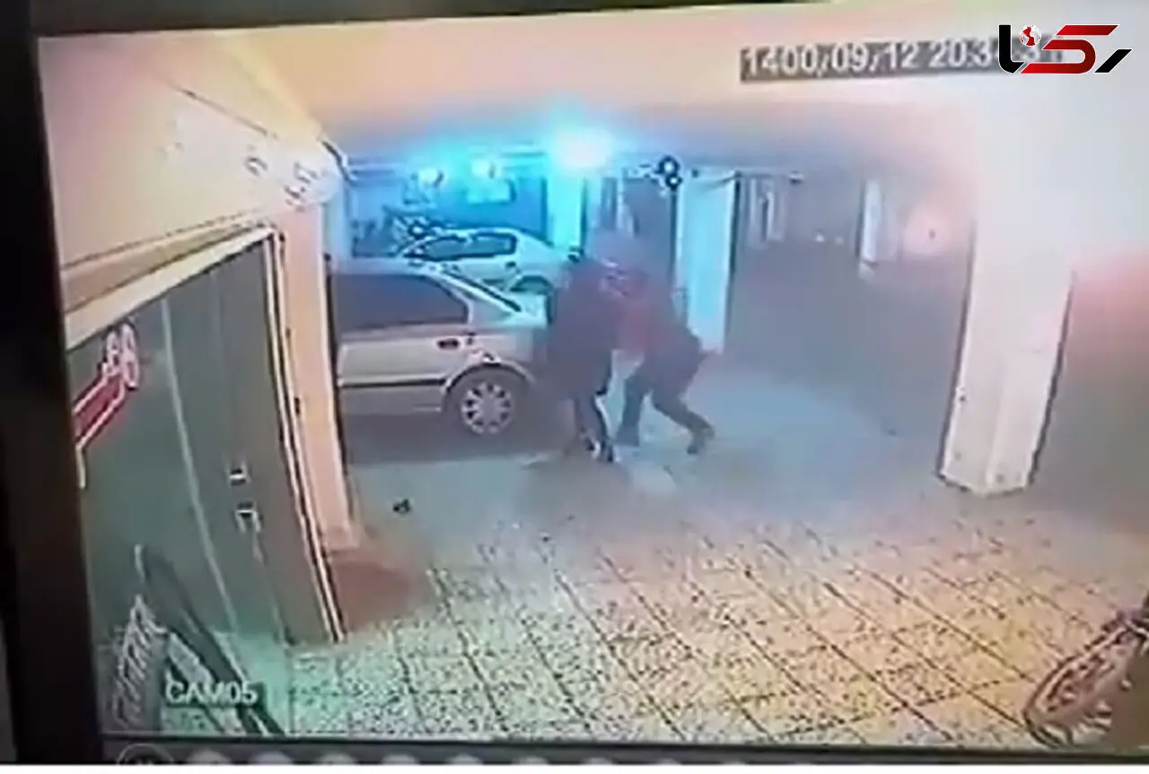 فیلم فجیع قتل زن در بابلسر  / مرد غیرتی به مرد هوسران هم رحم نکرد