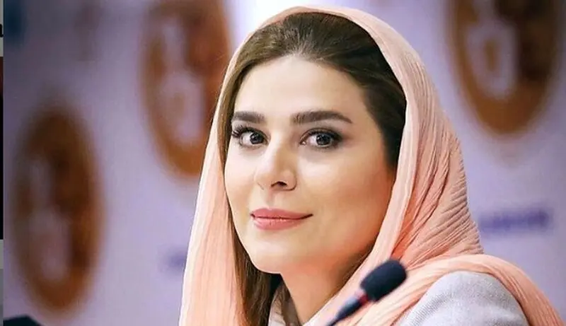 سحر دولتشاهی