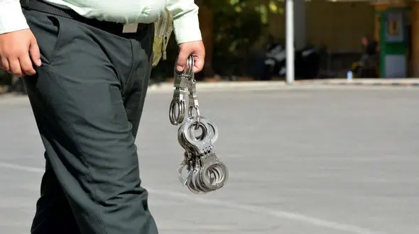 دستگیری قاتل 2 مرد در کرمانشاه / در خیابان درگیر شدند