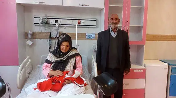 بچه دار شدن عروس خیلی جوان از پیرمرد 78 ساله مراغه ای + عکس باورنکردنی از اتاق زایمان