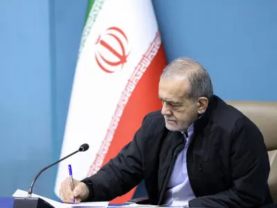 پزشکیان: به کشورهای همسایه حمله نکرده ایم / تا پای جان برای دفاع از کشورمان مقاومت می کنیم