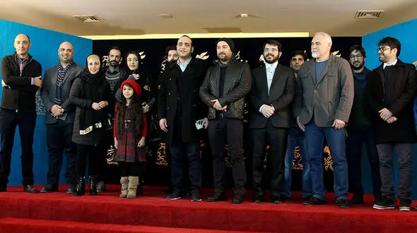 مجید صالحی و شقایق فراهانی در میان چراغ های ناتمام +تصاویر