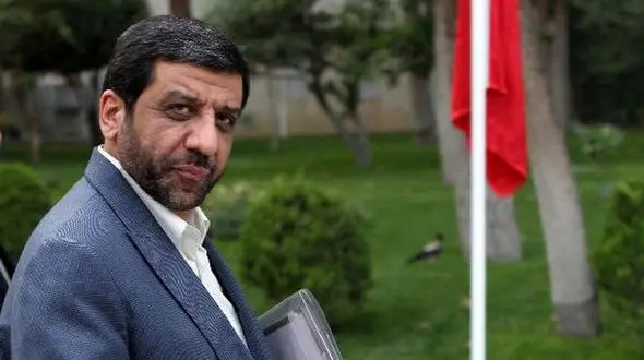  توضیحات ضرغامی در مورد فرش های مفقود شده کاخ سعدآباد