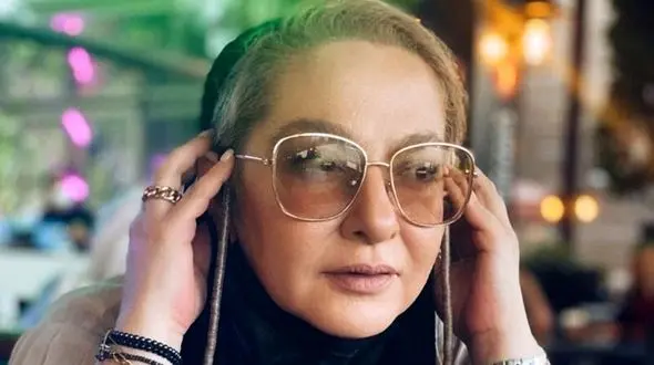 این عکس شکستگی و پیری عموهای فتیله ای و لاله صبوری را نشان داد