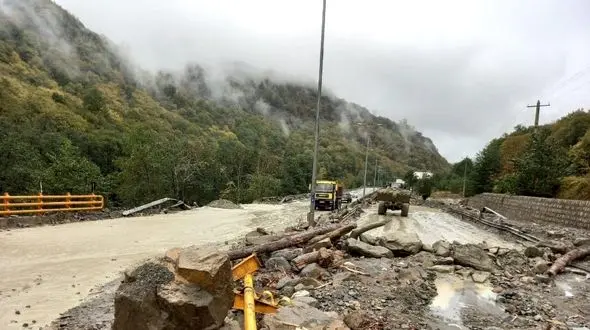 جاده چالوس همچنان مسدود است + فیلم 