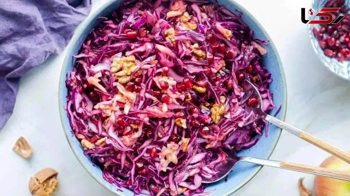 شب یلدا با سالاد انار و کلم قرمز؛ خوش‌ طعم و خوشرنگ