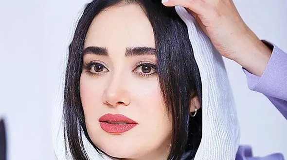  پوشش زننده بهاره افشاری ! + فیلم اعتراف خانم بازیگر به راز صورتش !