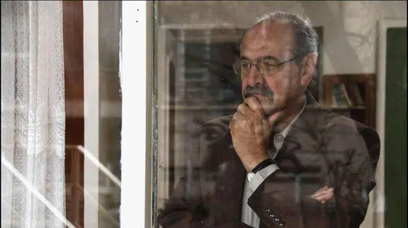 گوینده و مجری مشهور ایرانی درگذشت / لحظاتی پیش رخ داد