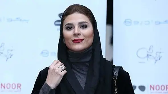 کولاک مانتوی میلیونی و مارک دار سحر دولتشاهی / عکس مانتوی فوق العاده و خاص خانم بازیگر! 