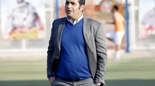 سامره: آقایانی که کم کاری می‌کنند فوتبالیست نیستند/ کسی با زد و بند نمی‌تواند فوتبالیست شود/ رقبا به دنبال اشتباه استقلال هستند