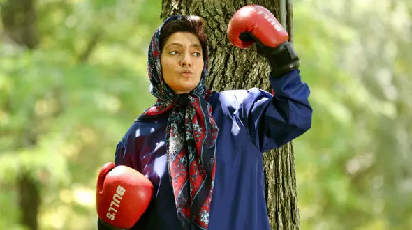 موزیک ویدئوی نهنگ عنبر۲ با صدای صداپیشه دیرین دیرین + فیلم