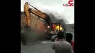 آتش گرفتن بیل مکانیکی در معدن روباز زغال سنگ در کوهبنان