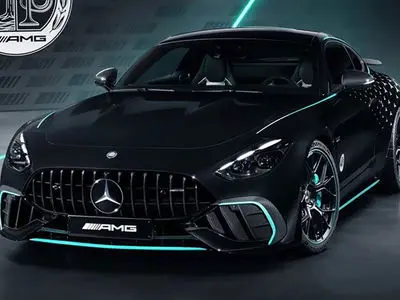 هدیه مرسدس بنز به قهرمان فرمول یک