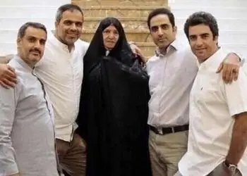 عکس/ مروری بر دورهمی خانوادگی منوچهر هادی در خانه پدری به مناسبت روز مادر /جشنی مجلل و باشکوه بدون حضور یکتا ناصر