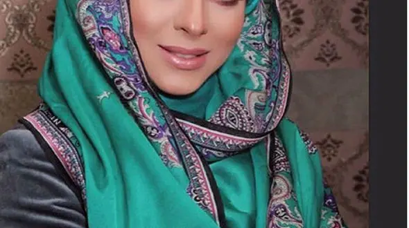 آرایش غلیظ  و غیر معمول خانوم بازیگر 