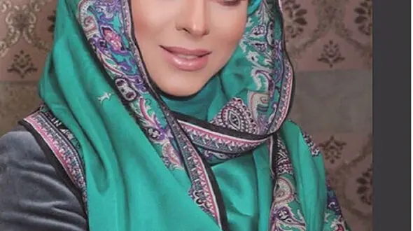 آرایش غلیظ  و غیر معمول خانوم بازیگر 