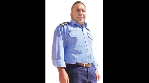 بازگرداندن کیف دلار گمشده توسط کارمند دانشگاه سمنان + عکس