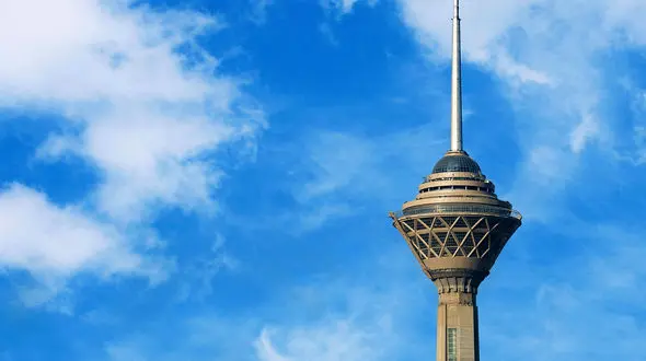 بازدید بانوان از برج میلاد فردا رایگان شد