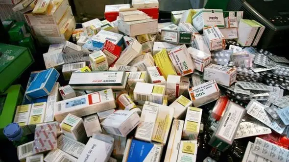 قاچاق 40 هزار آمپول و داروهای کمیاب از ایران به افغانستان / در گمرک مرز تایباد فاش شد

