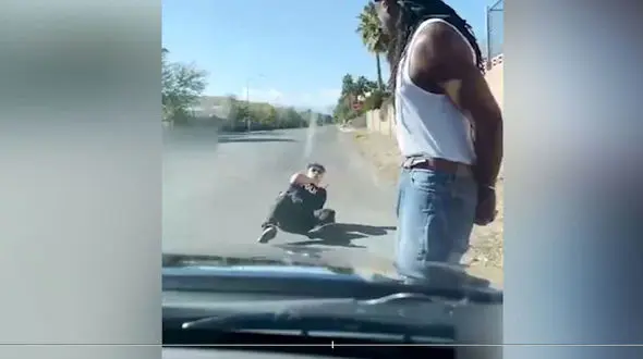 یک مجرم جان مامور پلیس را از مرگ نجات داد + فیلم / امریکا