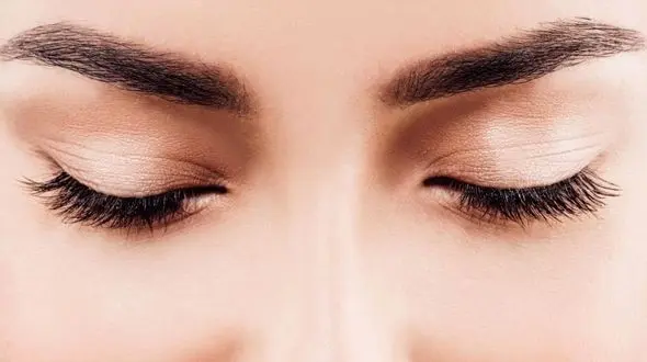پرپشت کردن ابرو با چند تکنیک آسان