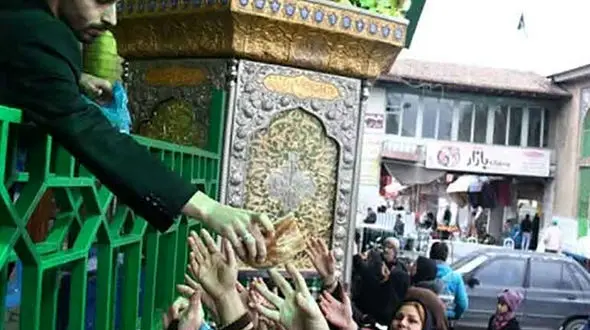 نذری نون و ماست در برخی شهرهای ایران / ریشه این نذری در چیست؟