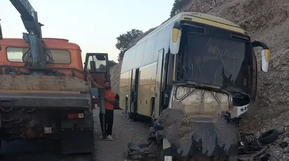 واژگونی اتوبوس لهستانی در مجارستان 22 کشته و زخمی برجای گذاشت