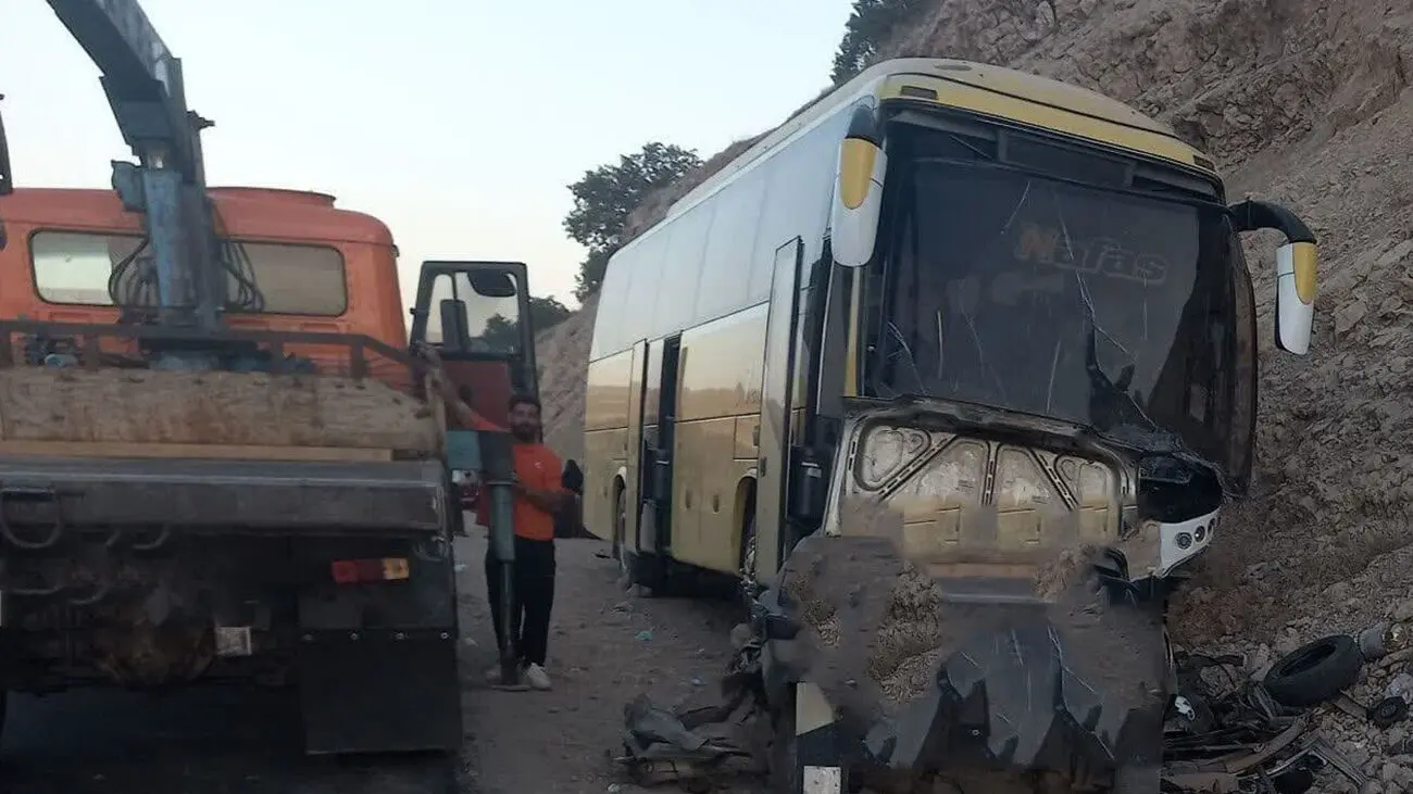 واژگونی اتوبوس لهستانی در مجارستان 22 کشته و زخمی برجای گذاشت