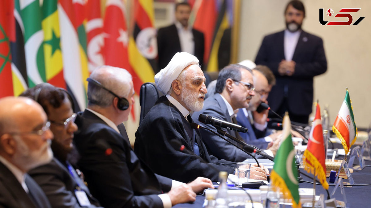 کسی که قانون را زیر پا میگذرد مورد تنبیه و مجازات قرار میگیرد