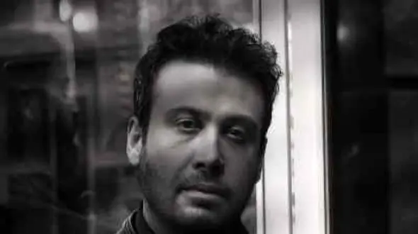 دانلود آهنگ باشکوه دلت تهرون چشات شیراز با صدای محسن چاوشی / لبم هر شب تنم تبریز؛ سرم ساری چشام قمصر