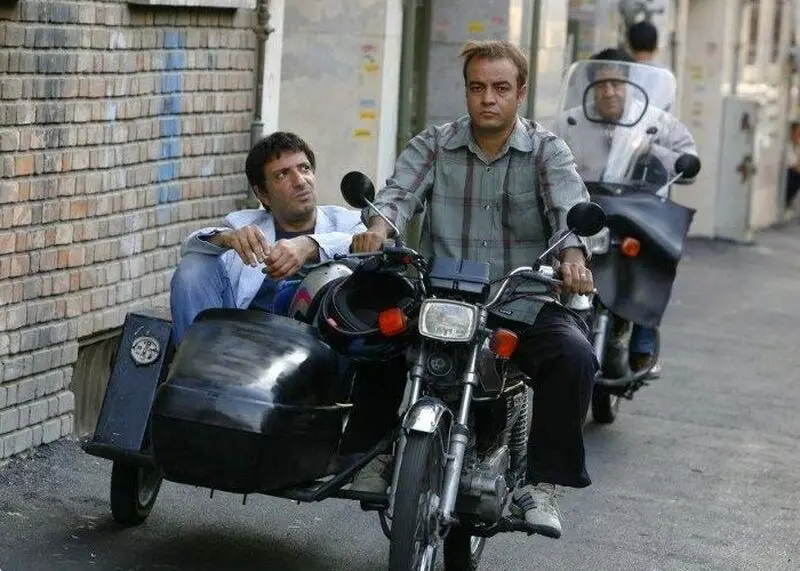 سعید آقاخانی در چهار دیواری