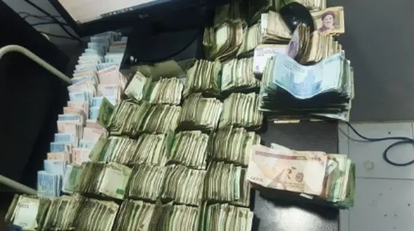 گدایی‌ کردن با ۶۹ میلیون پول در جیب!