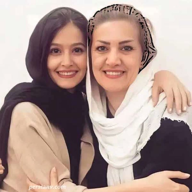 پردیس احمدیه و مادرش