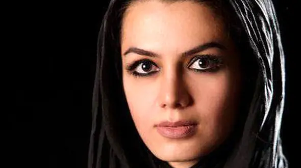 مونا برزویی بازداشت شد/ تکذیب دستگیری کتایون ریاحی و حامد بهداد