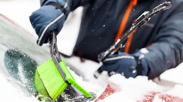 اقدام دیدنی پسر 10 ساله در بیمارستان کرونایی ها + عکس