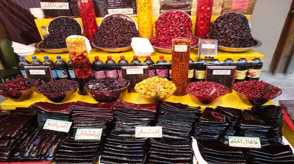 کشف 5 تن لواشک و آلوچه غیر بهداشتی در بروجرد