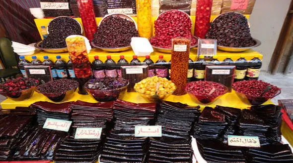 کشف 5 تن لواشک و آلوچه غیر بهداشتی در بروجرد