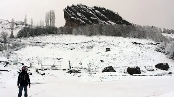 الموت، قلعه‌ای در آغوش برف + فیلم