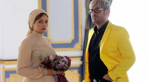 رونمایی از نخستین تیزر فیلم آینه بغل +فیلم