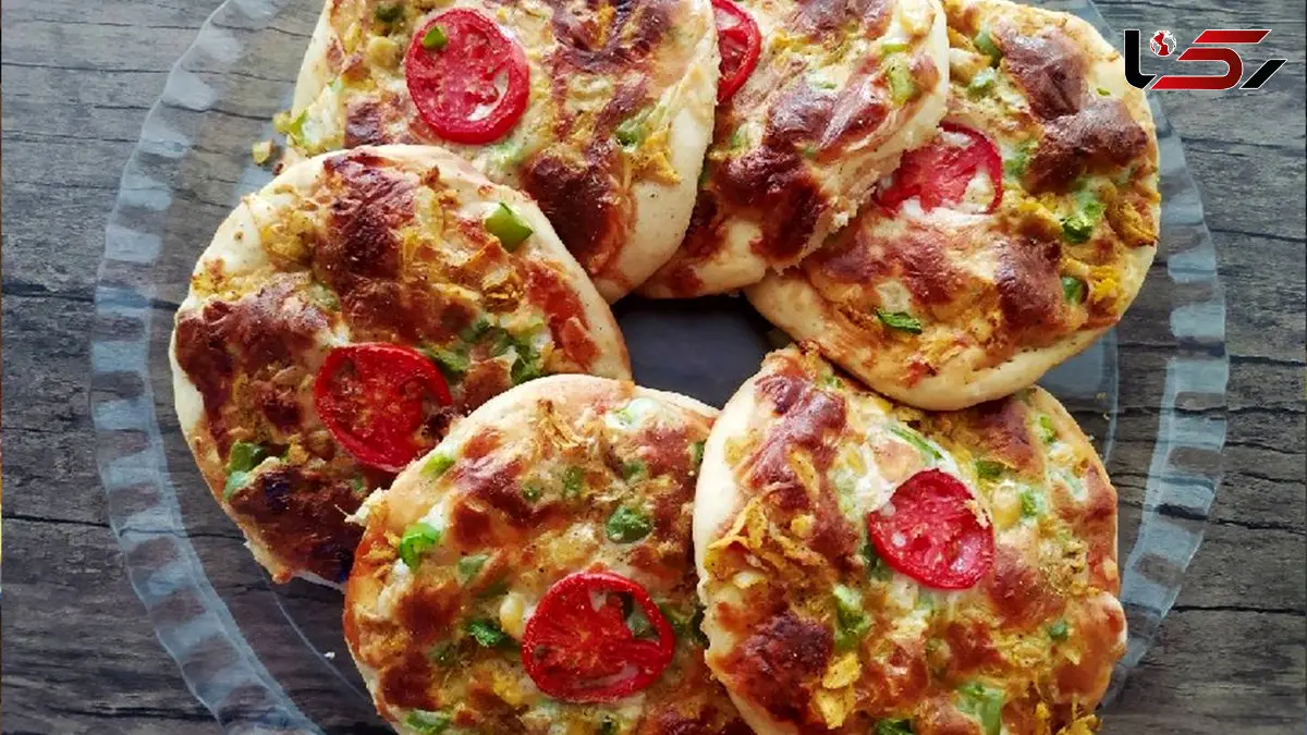 مینی پیتزا /  لقمه‌های کوچک با طعم لذیذ+ فیلم