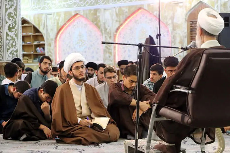 جلسه درس اخلاق حجت‌الاسلام کاظم صدیقی، امام جمعه سابق تهران