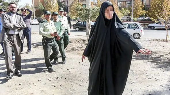 اعتراف زن به ارتباط با قاتل همسرش/در صحنه بازسازی قتل صورت گرفت+ تصاویر